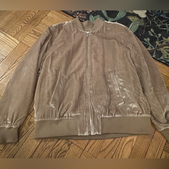Madewell Jackets & Blazers - Madewell Velvet Bomber Jacket Size Medium